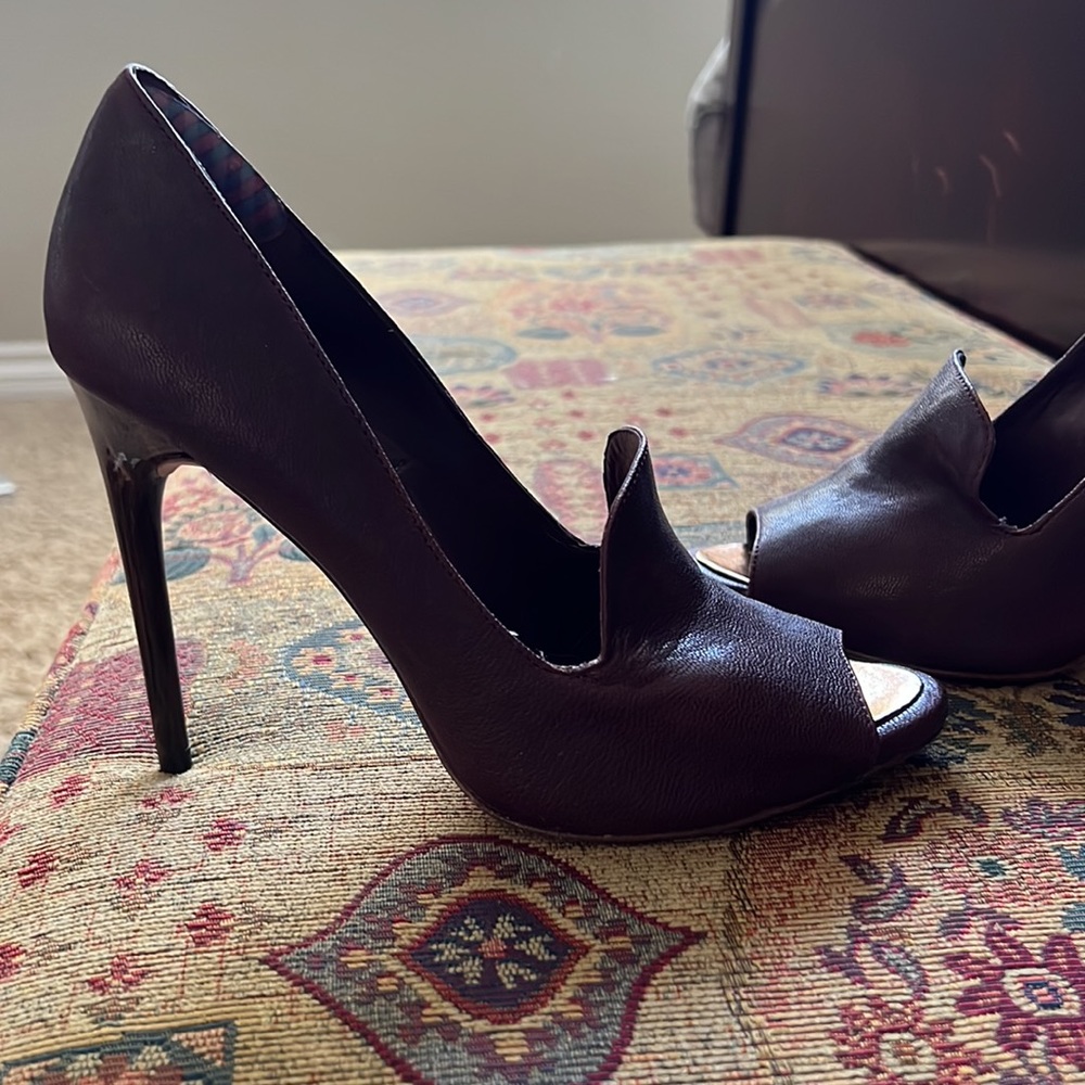 BCBG Max Azria Beautiful Maroon Peep-toe Heels